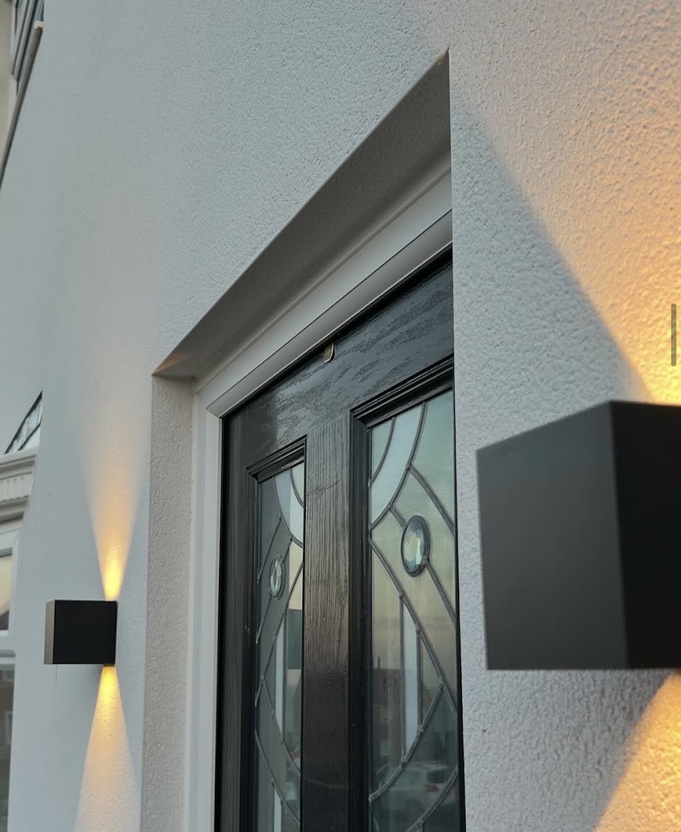 Up/down lights on fresh render — AG Plastering & Rendering, Tyne & Wear